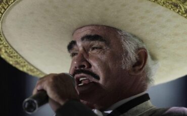Olga Wornat asegura que un hijo de Vicente Fernández tuvo nexos con el narco